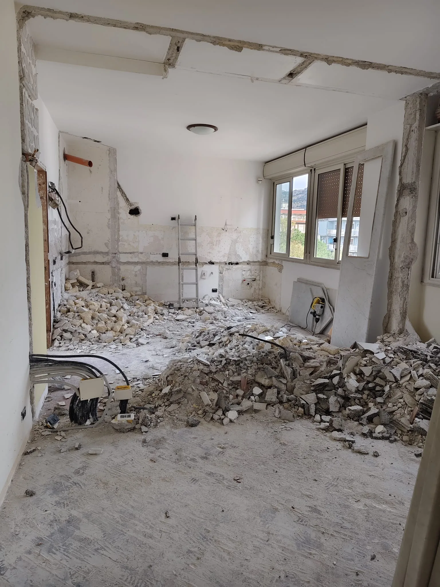 Ristrutturazione Appartamento — Immagine 1 di 25